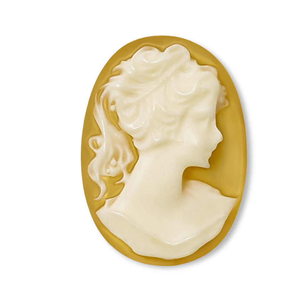 Classic Cameo Pearl Post Earrings