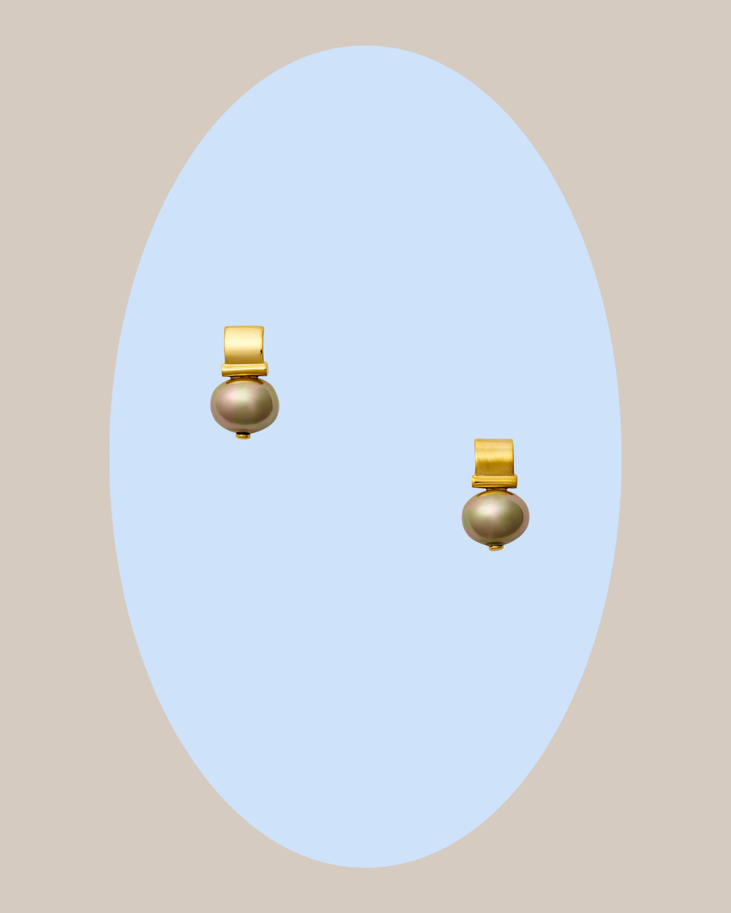 Biscuit Petite Pebble Pearl Post Earring