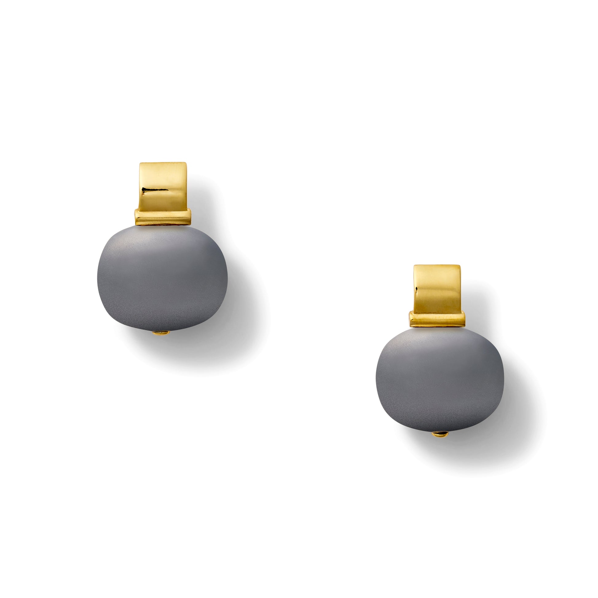 Elegant + Statement Making Pebble Pearl Post-Large